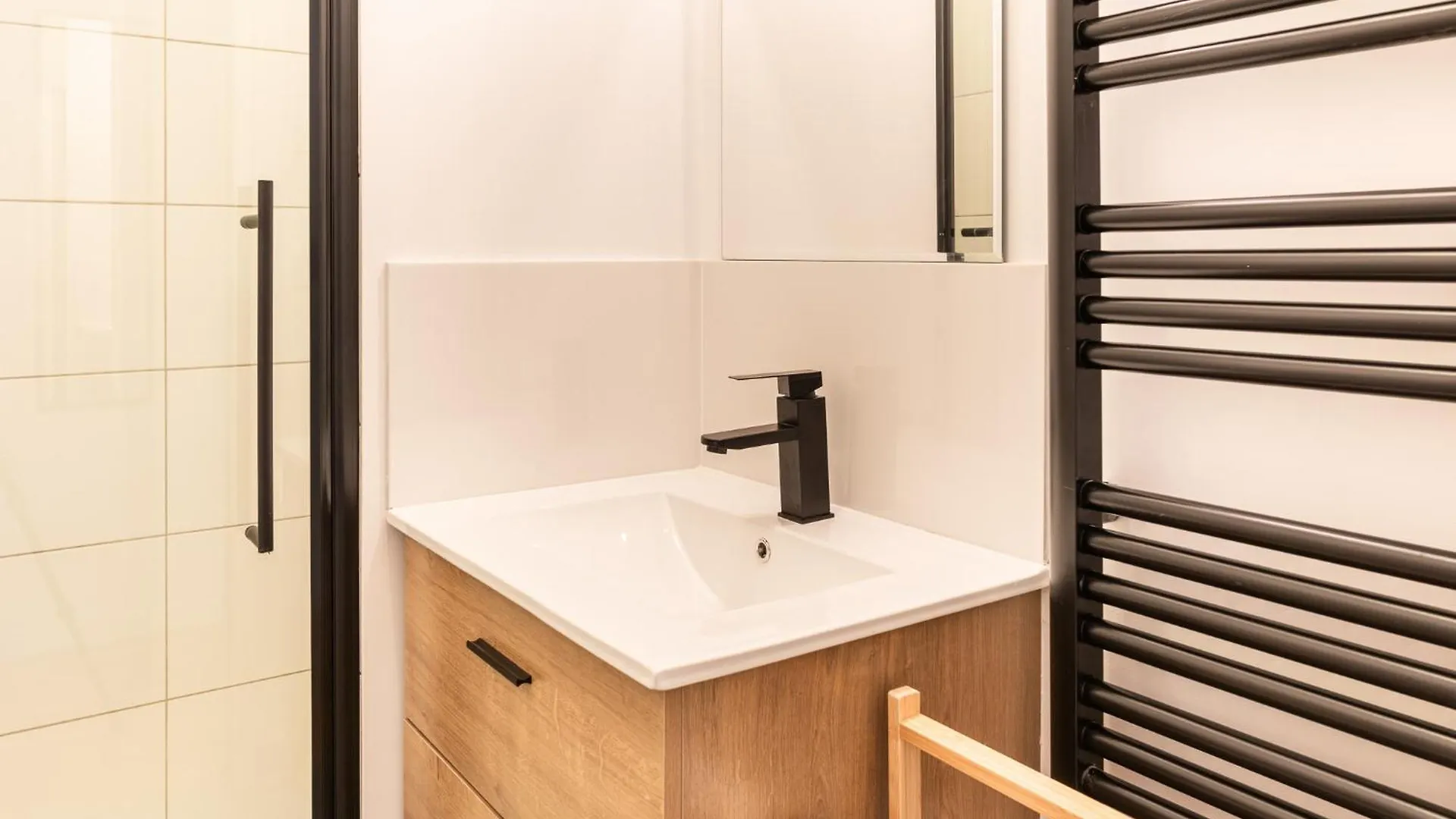 Apartment Cosy - 6 Guests - Buttes Chaumont Parc Paris